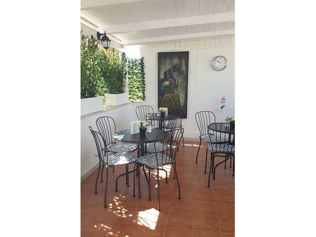 Bari Vecchia Dimora Acomodação com café da manhã Exterior foto